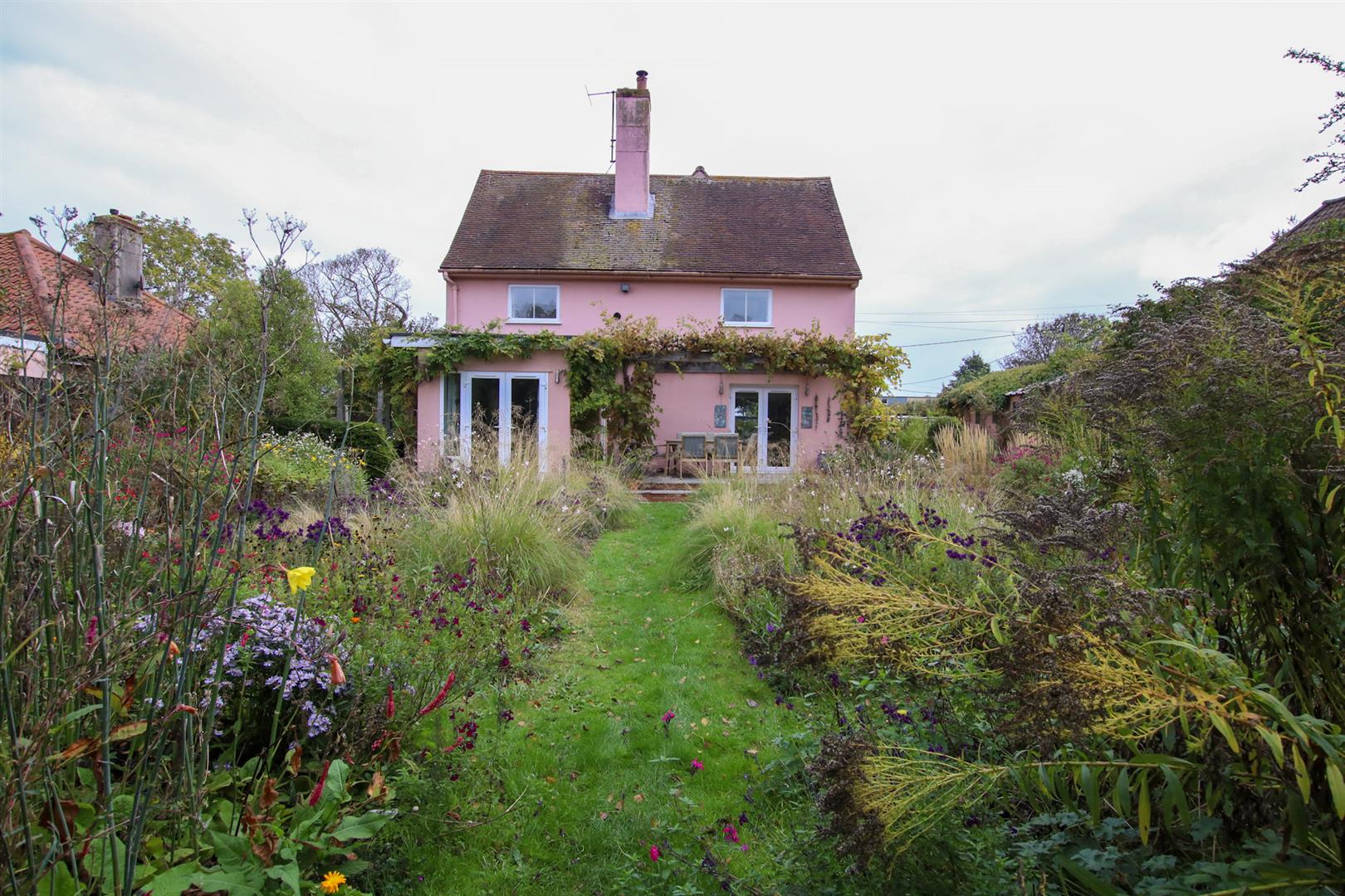 Leiston Road, Aldeburgh Gallery Image